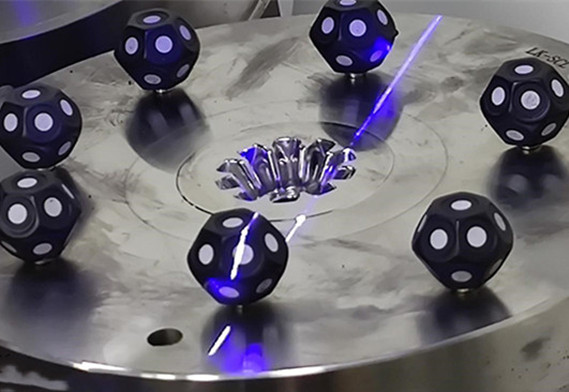 Trou profond, balayage de rainure