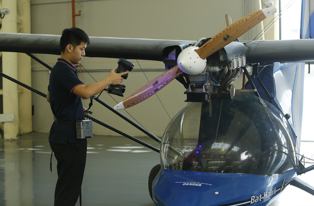 num&eacute;risation sans fil pour la r&eacute;tro-ing&eacute;nierie