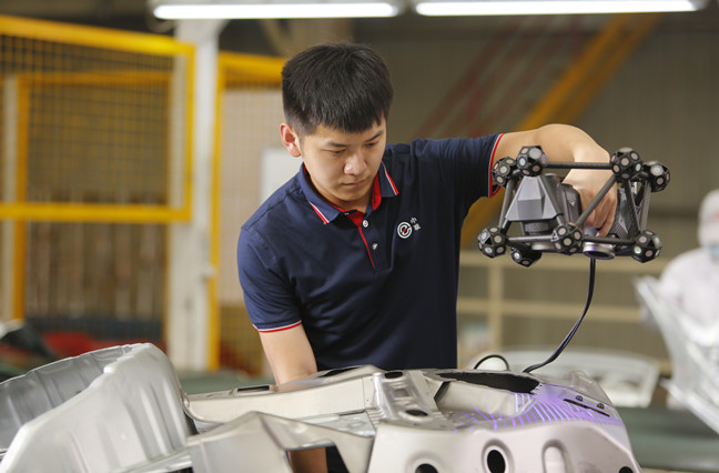 Num&eacute;risation 3D pour l'inspection de pi&egrave;ces de machines et le contr&ocirc;le qualit&eacute;