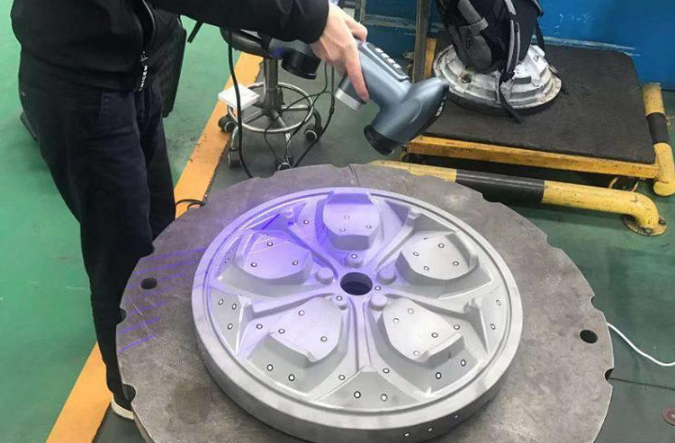 Scanner 3D pour la conception et la mod&eacute;lisation 3D